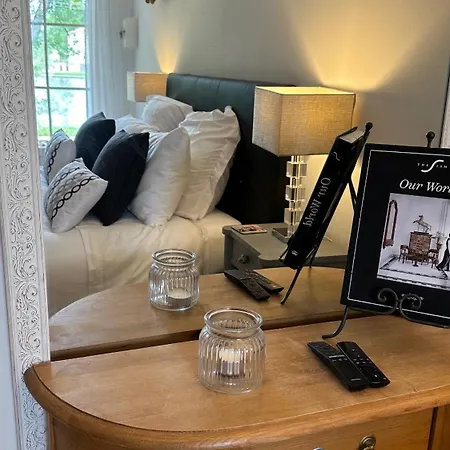 La Rive, River * Le Temple-sur-Lot