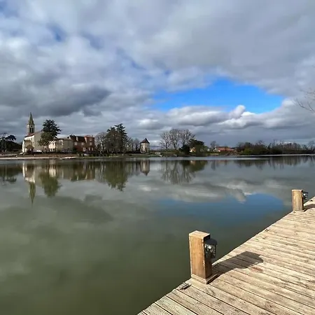 La Rive, River *