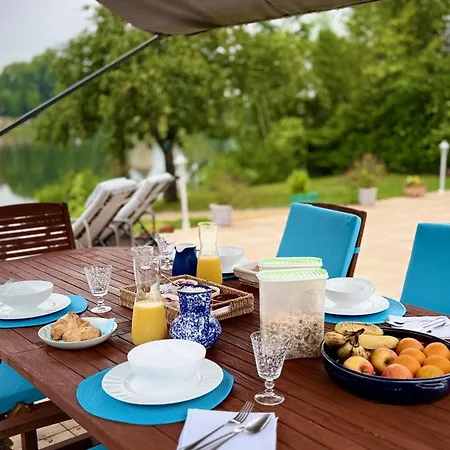 Privatunterkunft La Rive, River *